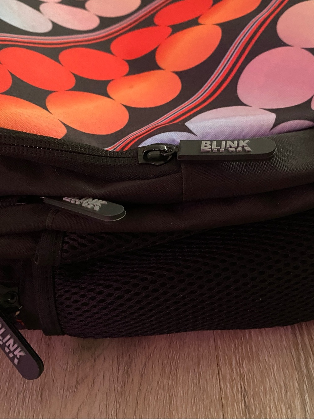 Blink Backpack - Picture 7 of 9